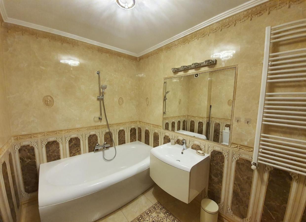 דירות אורדאה Royal Central Apartament מראה חיצוני תמונה